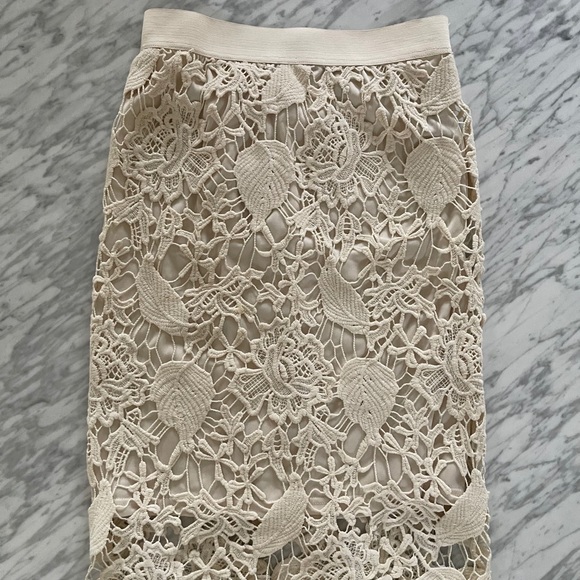 Beautiful Cream MIDI Skirt - Picture 3 of 3